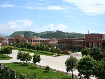 湖南舜華鴨業(yè)食品級升降機定制